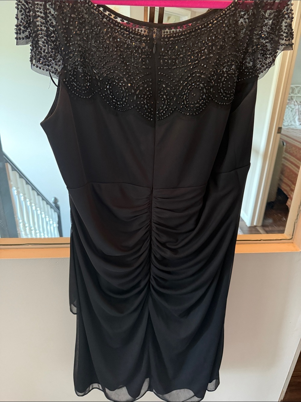 Dress - Picture 3 of 4
